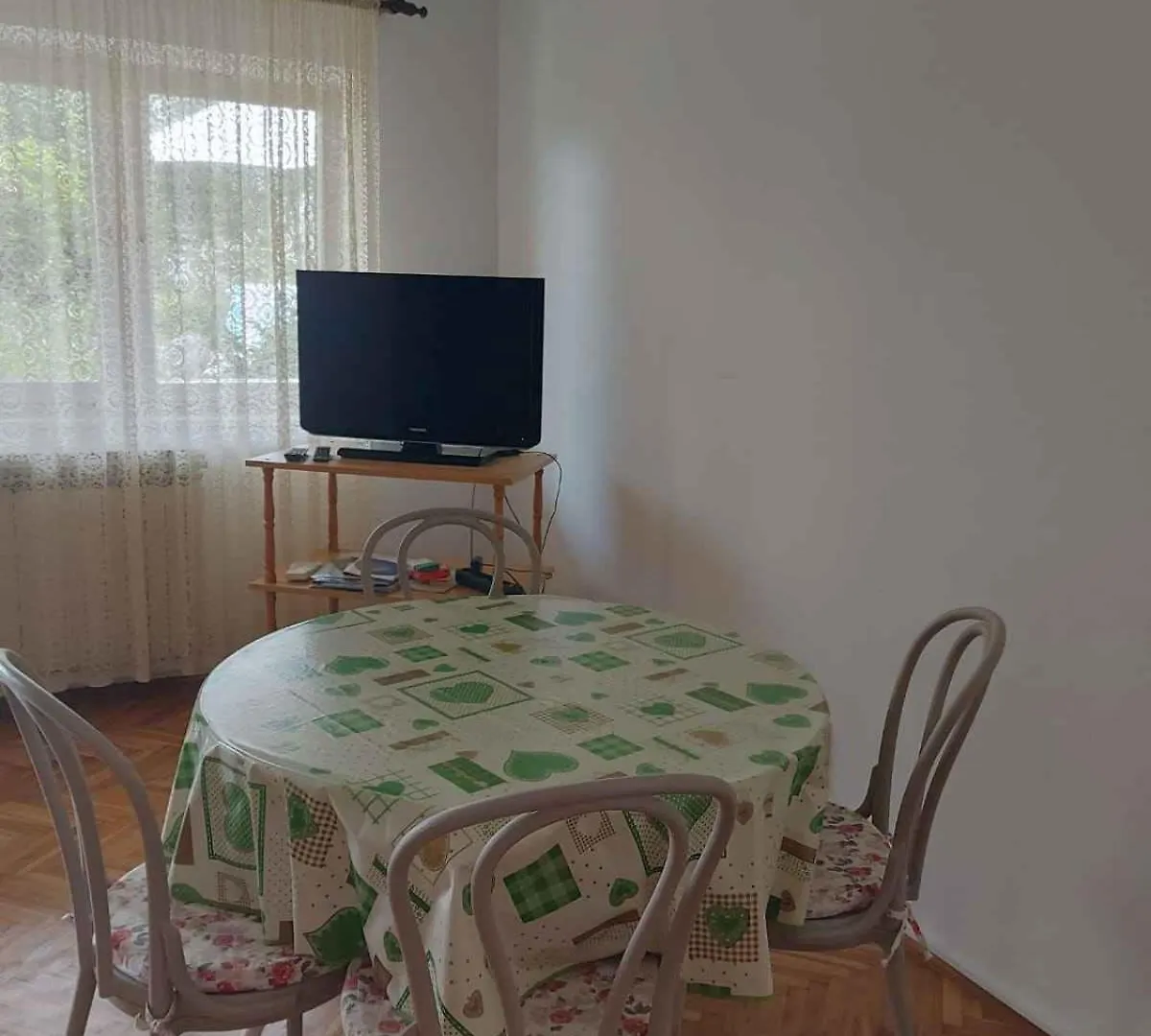 Apartment In Njivice/Insel Krk 33552 Njivice