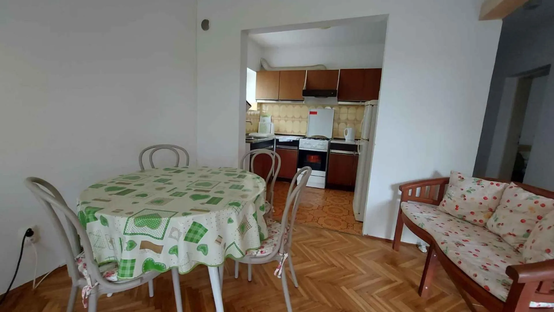 Apartment In Njivice/Insel Krk 33552
