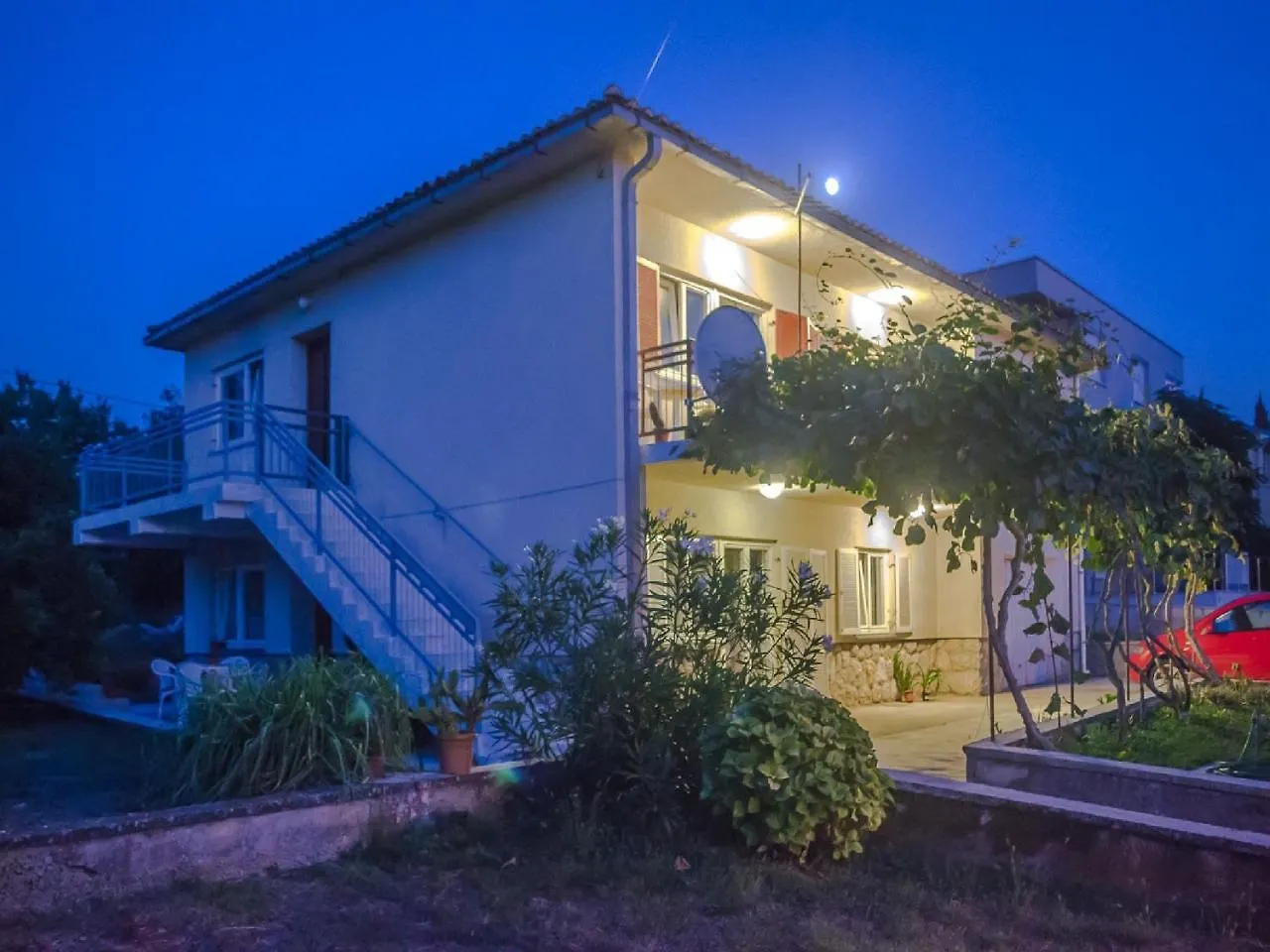 Apartment In Njivice/Insel Krk 33552